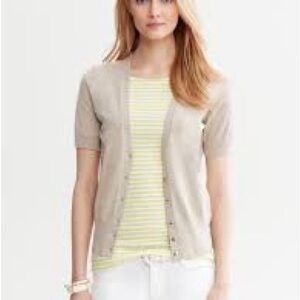 Banana Republic cream cotton short sleeve cardigan size Large